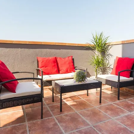 Gr3-renovated Apt Next To Old Town With Cozy Terrace Apartment *