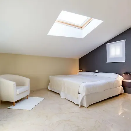 Apartment Gr3-renovated Apt Next To Old Town With Cozy Terrace *