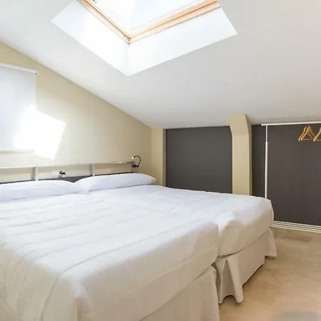 Apartment Gr3-renovated Apt Next To Old Town With Cozy Terrace Malaga