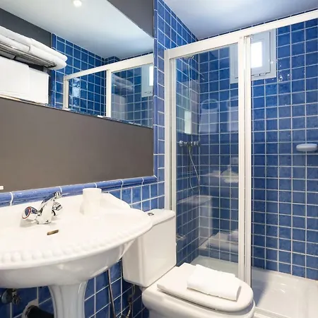 Gr3-renovated Apt Next To Old Town With Cozy Terrace * Malaga